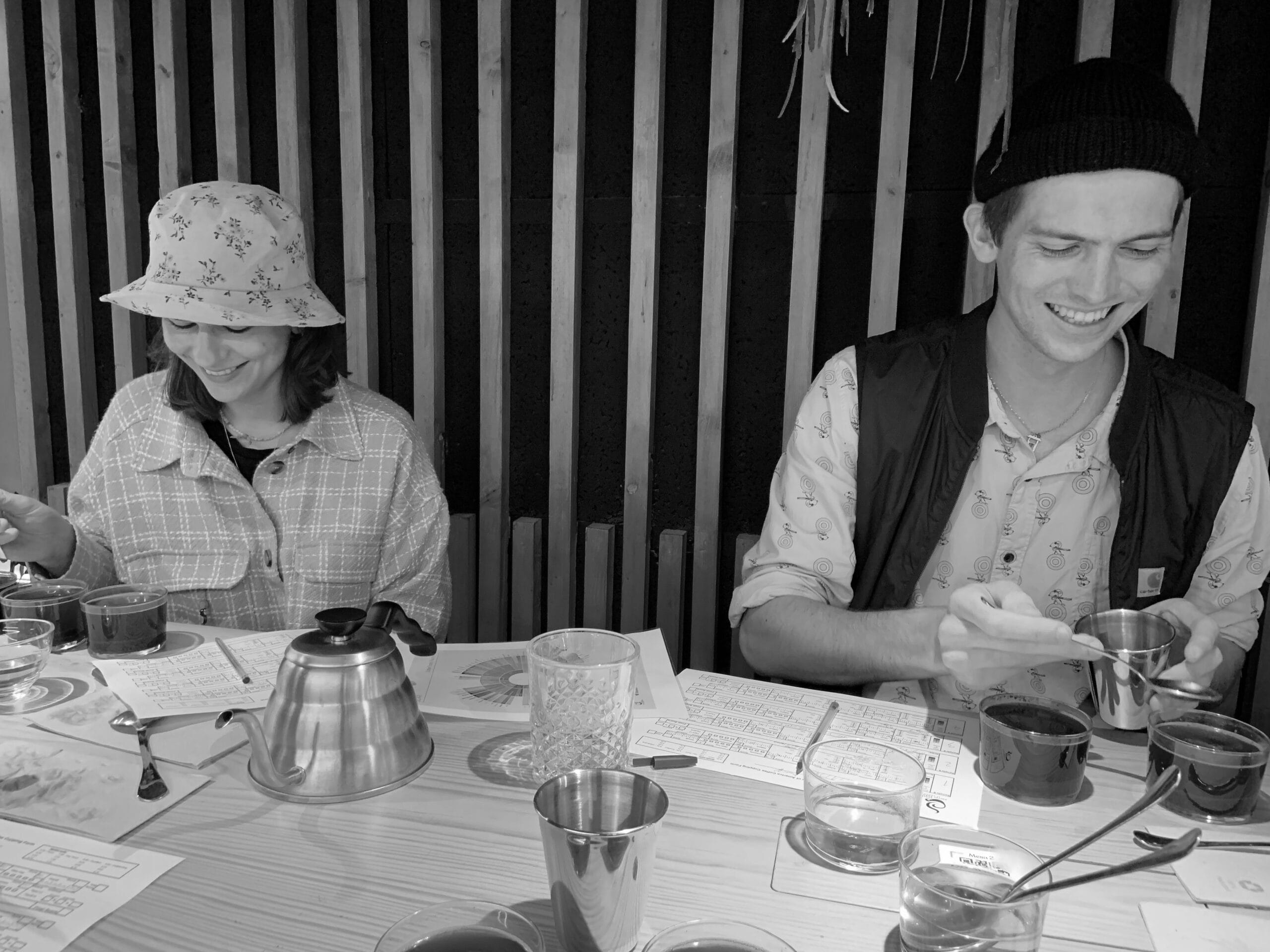 Von&Vonnie: Coffee Insurrection Hero Chapter #82