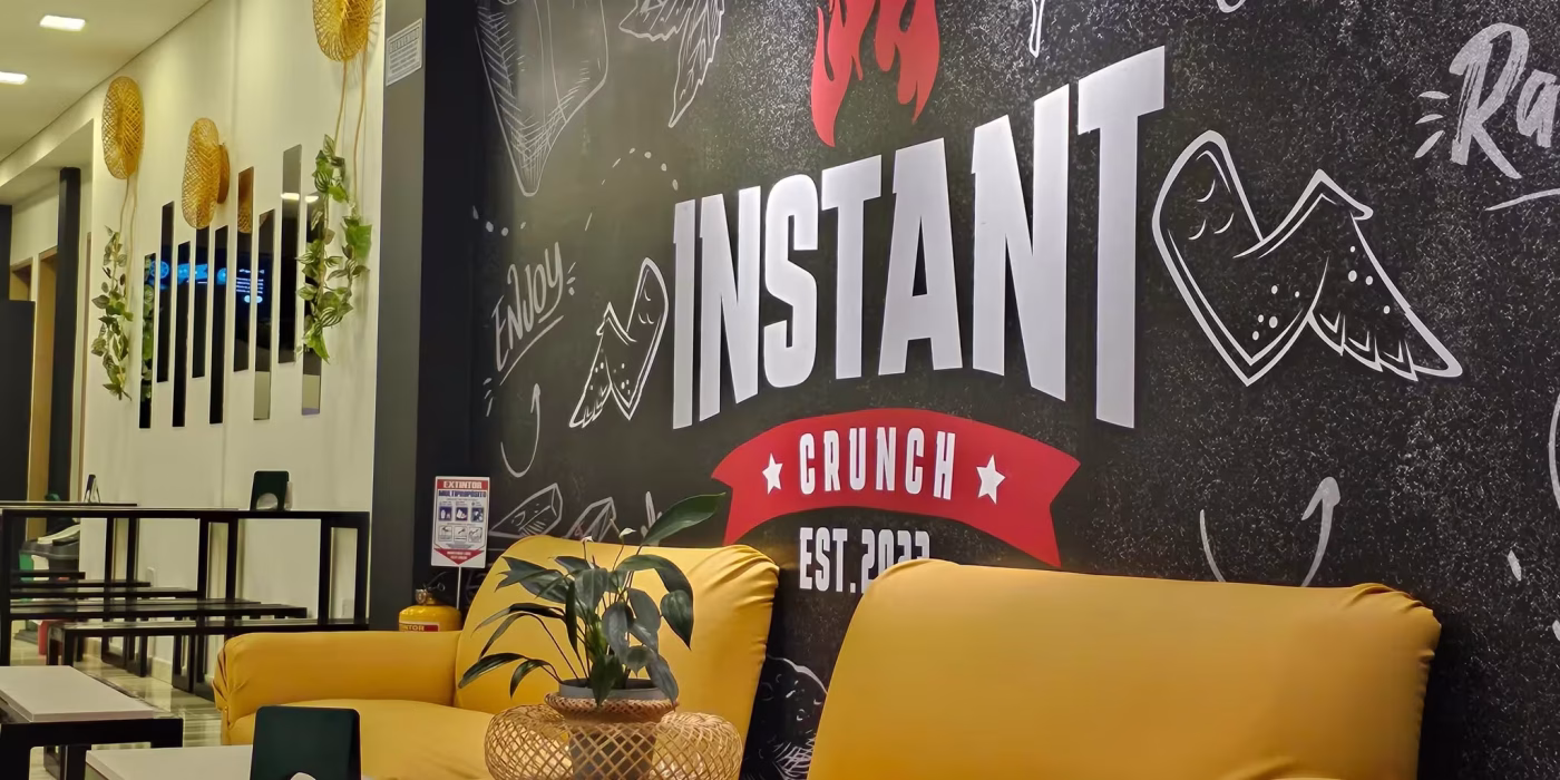 Instant Crunch Saldanha — cover photo