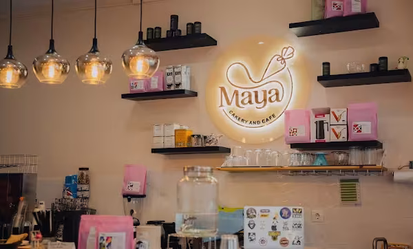 Maya Cakery and Cafe
